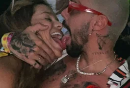 Após pegação na Farofa da Gkay, Viih Tube e Lipe Ribeiro assumem namoro em que podem ficar com outras pessoas