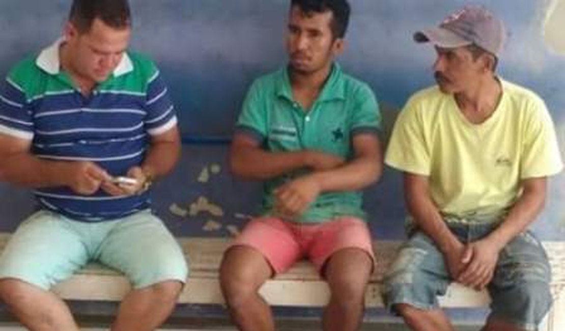 Três homens são detidos suspeitos de furto no Bosque das Arapiracas