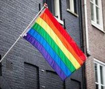 Netflix e Facebook oferecem cirurgias e benefícios a funcionários transexuais