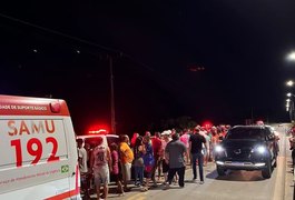 Acidente entre carro e motocicleta deixa dois mortos e um ferido em Colônia Leopoldina