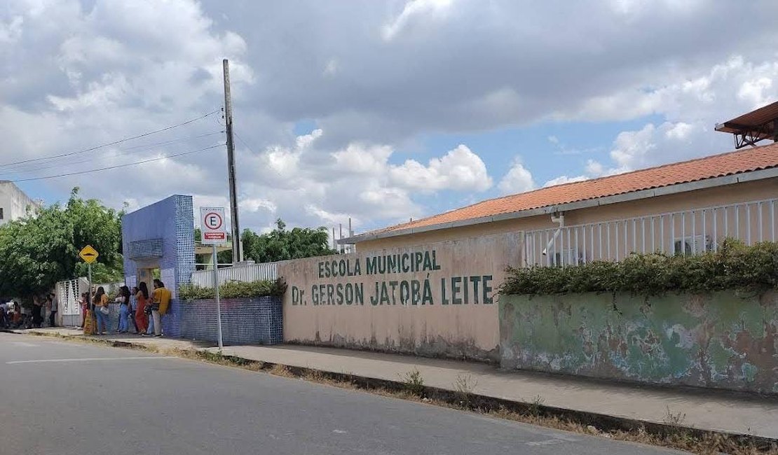 Prefeitura de Palmeira dos índios repudia vídeo contra diretora de escola: 'Ameaças, injúria e difamação'