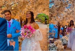 Carol Nakamura se casa com Guilherme Leonel em Búzios