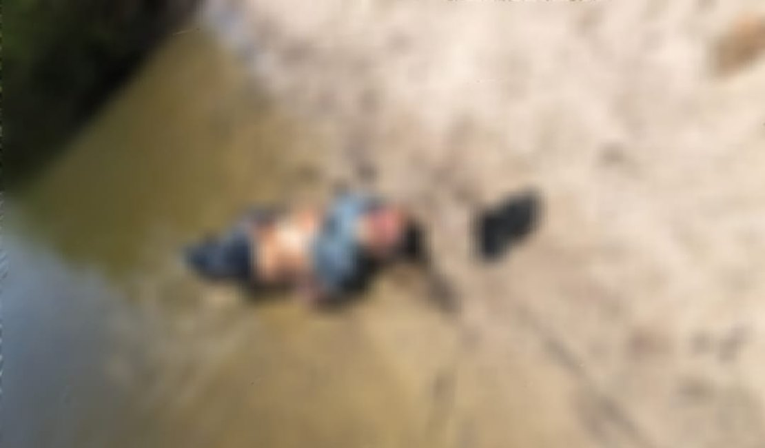 Corpo com pernas e braços amarrados é encontrado por pescador em Marechal Deodoro