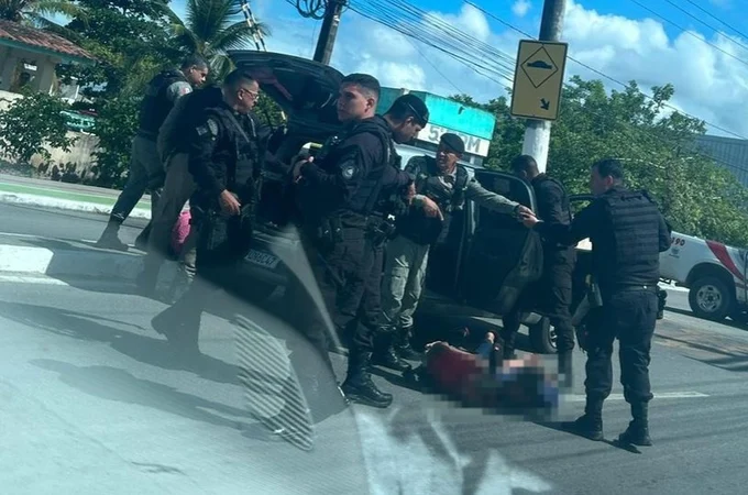 Suspeitos de integrar o Comando Vermelho são presos durante abordagem em Maceió