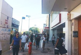 Black Friday movimenta lojas no Centro de Arapiraca nesta sexta-feira