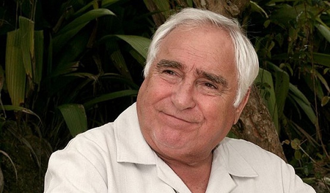 Com suspeita de câncer, ator Luis Gustavo aguarda biópsia