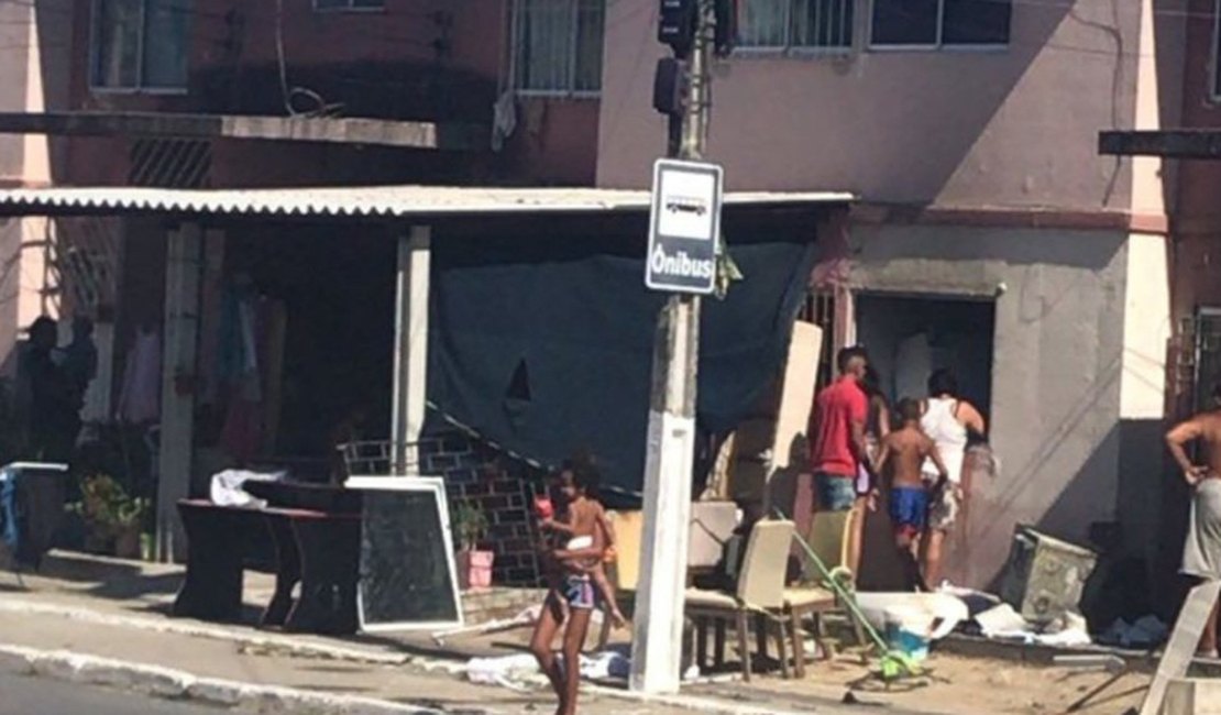 Morador fica ferido após explosão de gás em residência, em Maceió