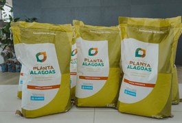 Planta Alagoas entrega 30 toneladas de sementes no Sertão nesta quinta (26)