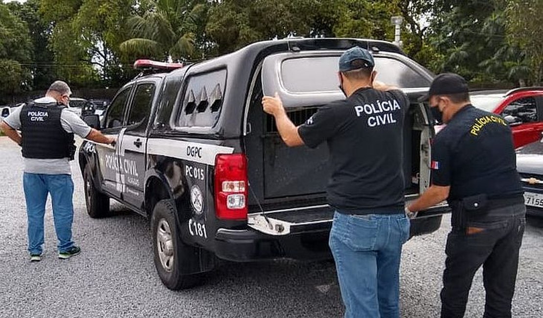 Polícia prende homem que usava simulacro de arma para roubar, em Alagoas