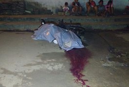Jovem é assassinado a tiros no bairro Primavera
