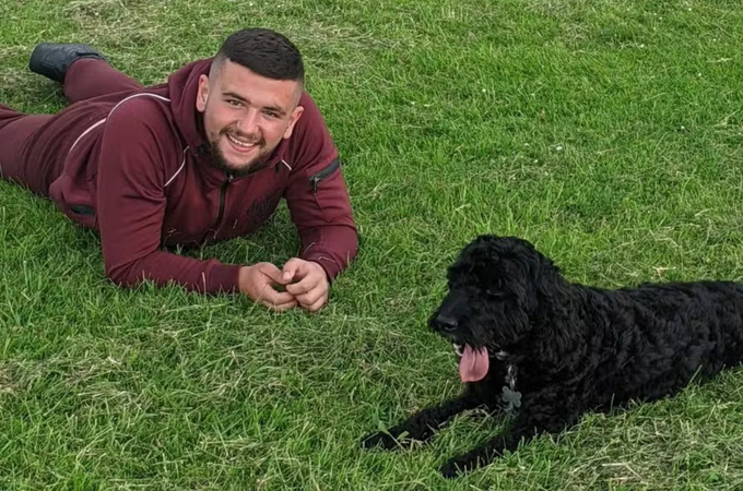 Britânico de 25 anos morreu após overdose de cafeína, conclui inquérito