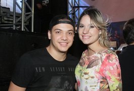 Após ataques na web, esposa de Wesley Safadão procura a Justiça