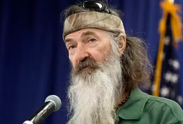 Phil Robertson, patriarca do reality 'Reis dos Patos', morre aos 79 anos