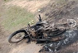 Motocicleta é destruída por incêndio no interior de Alagoas