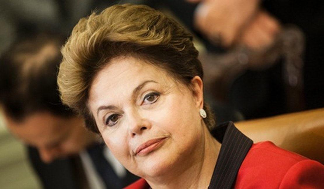 Dilma afirma que até o fim do ano apresentará medidas para a economia