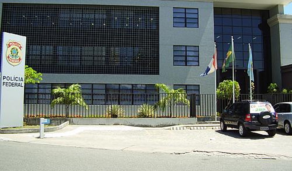 Polícia Federal deflagra operação e cumpre mandados em municípios de Alagoas