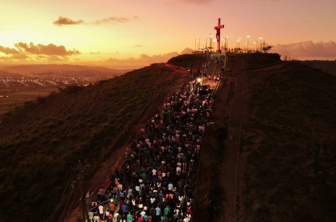 Assembleia Legislativa aprova projeto que reconhece a Procissão do Alto do Cruzeiro, em Murici, como Patrimônio Cultural