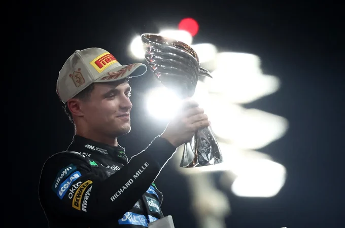 Lando Norris é campeão da F1 por apenas 2 pontos à frente de Verstappen