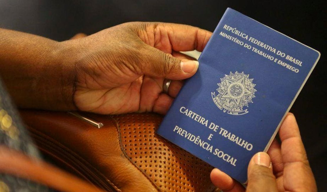 Brasil gera 278,6 mil empregos formais em agosto, segundo Caged