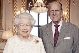 Príncipe Philip teria morrido na cama, ao lado da rainha Elizabeth II, diz jornal