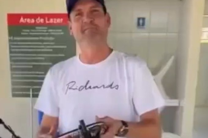 Homem que morreu em acidente de lancha trabalhava como gerente em laboratório: 'Profissional dedicado'