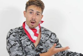 Mãe biológica de Carlinhos Maia pede dinheiro e humorista desabafa