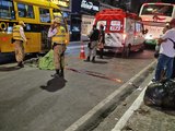 Vídeo mostra momento em que adolescente cai de bicicleta e morre atropelado por ônibus em Arapiraca