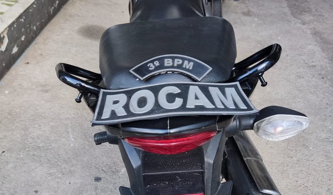 Homem é detido com moto furtada em Arapiraca; veículo estava escondido em lava-jato