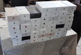 Irmãos acusados de vender iPhones clandestinamente se entregam em Maceió