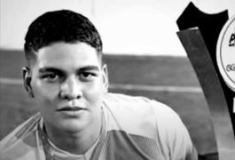 Jovem atleta de Fut7 morre ao ser atingido por carro em Maceió; namorada fica ferida