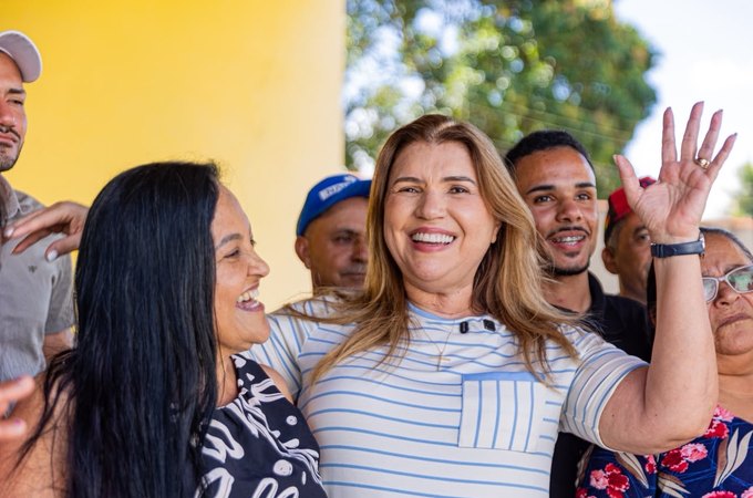 Rute parabeniza as mães solo e defende políticas para reforçar o apoio a essas mulheres