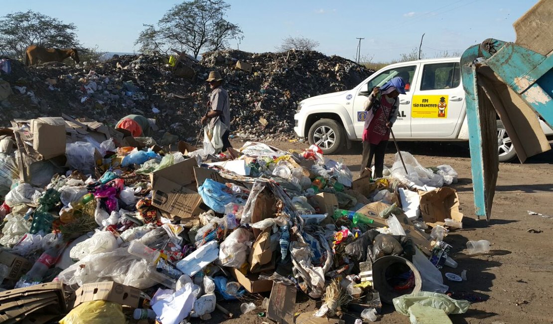 Prefeitura de Pariconha lança resíduos sólidos em território indígena e é multada em R$ 2,5 mi