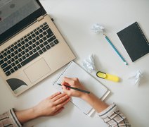 Projeto da USP oferece cursos gratuitos via WhatsApp para docentes