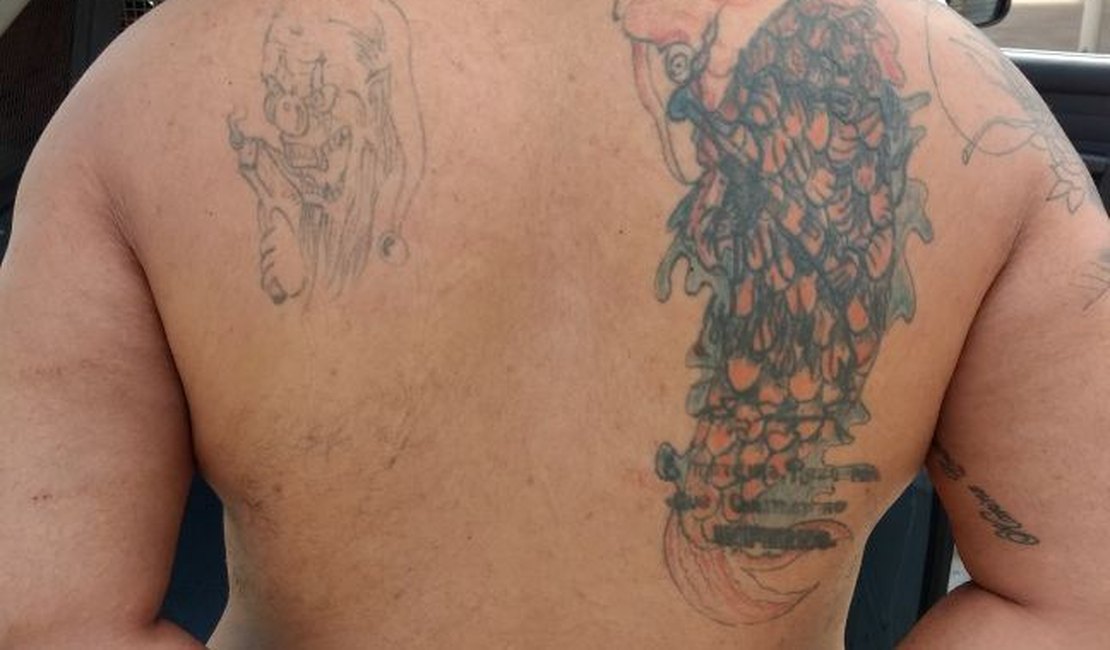 Polícia prende um dos suspeitos de matar prostituta em Traipu