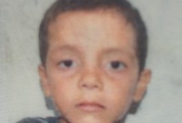 Veja a identidade do menino que morreu afogado em cisterna enquanto mãe estava fora, em Inhapi
