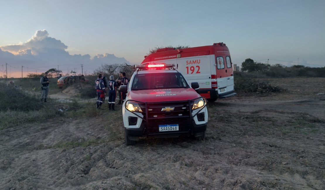 Idoso passa mal e morre enquanto trabalhava em terreno, em Arapiraca