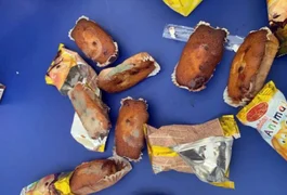 Alunos recebem bolinhos mofados e leite com larvas no Rio de Janeiro