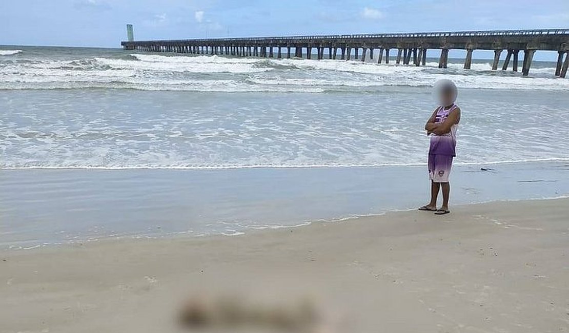 Populares encontram corpo que pode ser de pescador desaparecido na Praia do Sobral