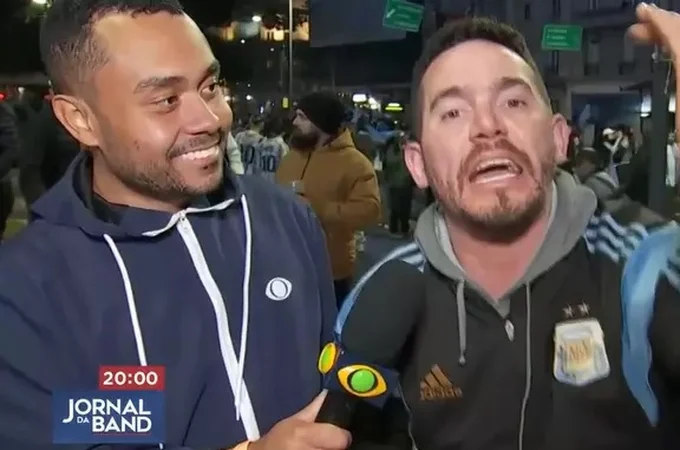 Repórter da Band é vítima de racismo em frente às câmeras na Argentina