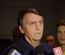 Bolsonaro diz que não perdoa agressor e quer que ele 'mofe na cadeia'