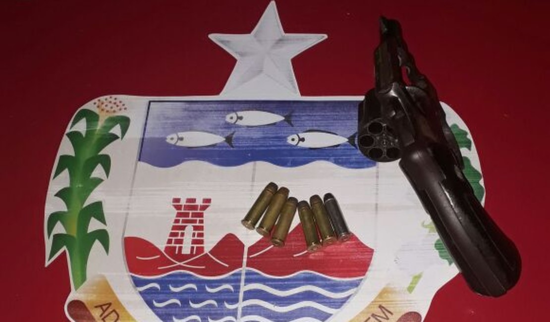 Homem é detido com arma de fogo em Lagoa da Canoa