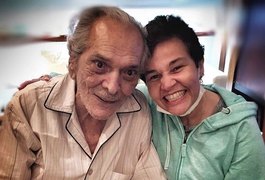 Filho mostra foto de encontro de Lúcio Mauro e Cláudia Rodrigues