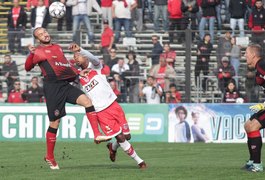 CRB perde fora de casa e entra na zona de rebaixamento