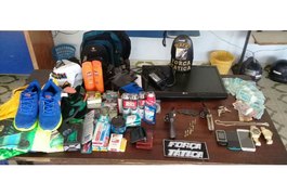 Polícia prende moradores de rua suspeitos de furtar autoescola em Arapiraca