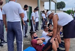 Aprovados no último concurso da PM, ﻿para o cargo de soldado, realizam teste físico