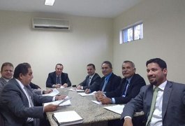Comissões aprovam projeto de reajuste dos subsídios e vencimentos dos servidores públicos