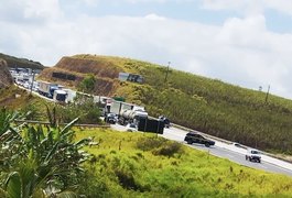 Manifestação contra Marco Temporal bloqueia rodovia alagoana
