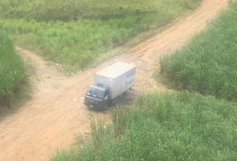 Caminhão da Secretaria de Saúde de Maceió furtado no domingo é localizado em estrada vicinal