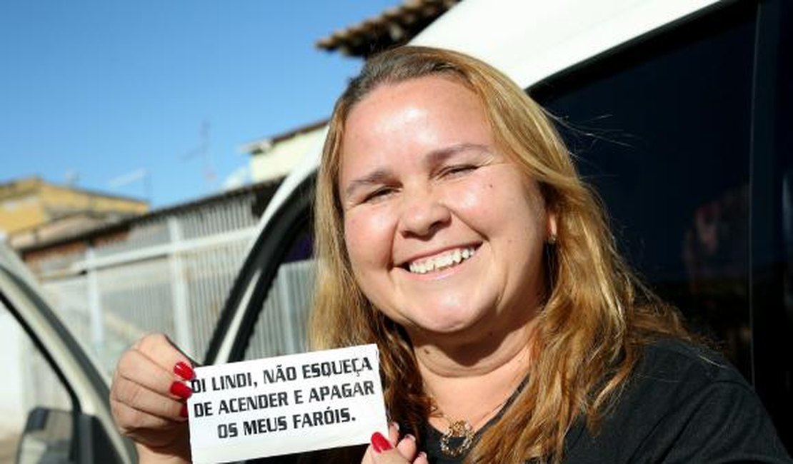 Uso do farol baixo em rodovias é obrigatório a partir de hoje