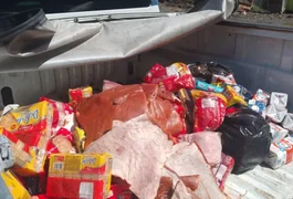 Vigilância apreende 220 kg de alimentos estragados em Maceió